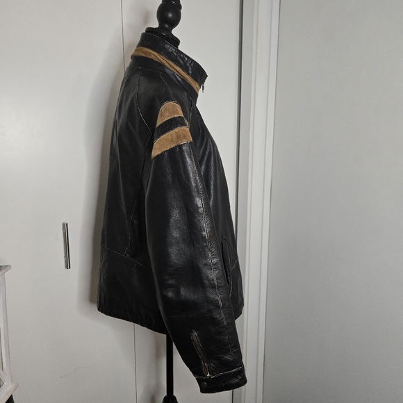 Vintage leather jacket - Picture 8 of 16